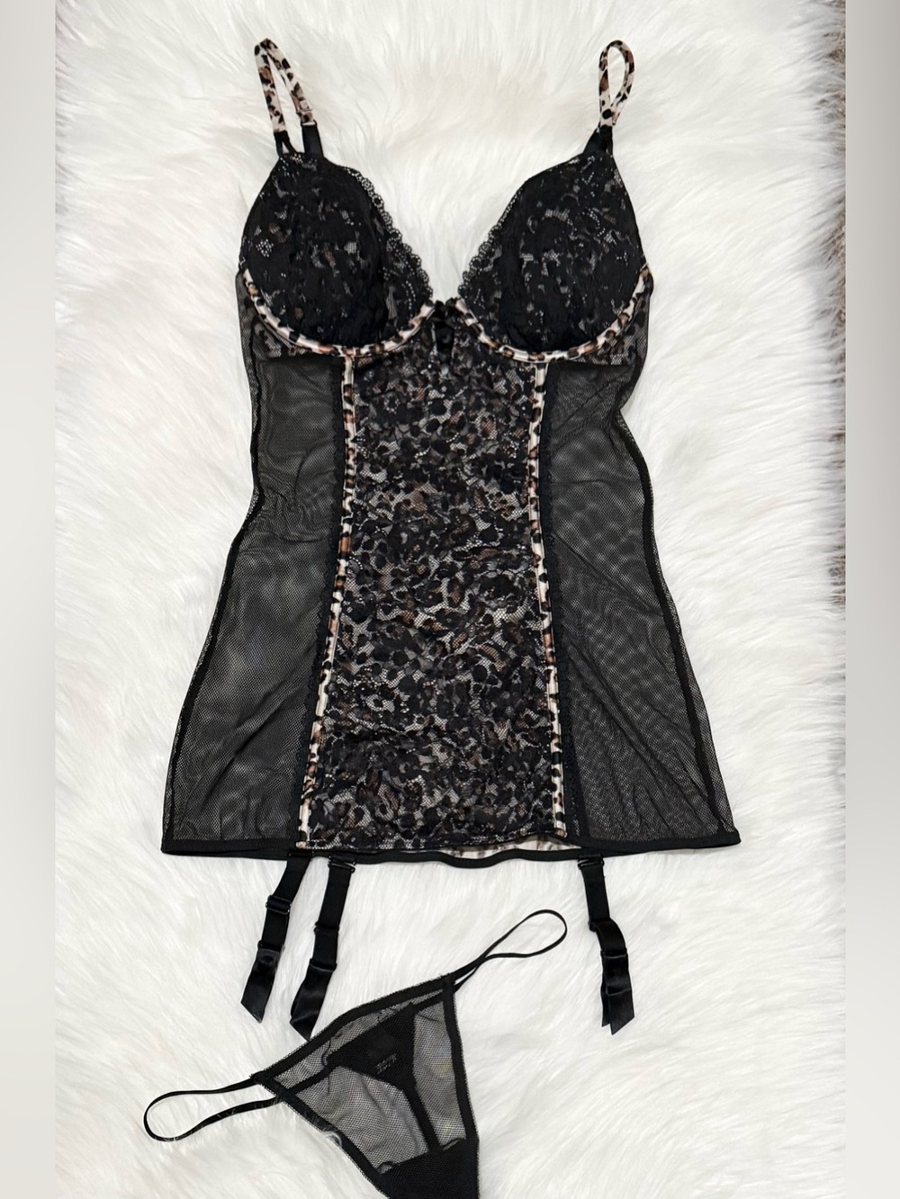 Victoria’s Secret Leopard Print Black Lace Babydoll Lingerie Set 34C M/L